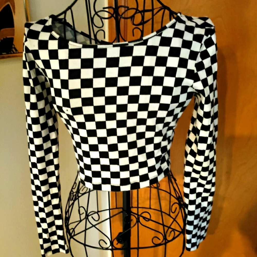 Checkered crop top